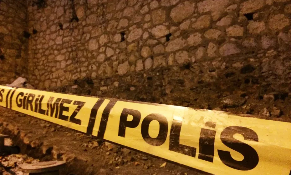 Adalet Bakanlığı dosyaları üzerinde çalışan ekiplerin görüntüsü