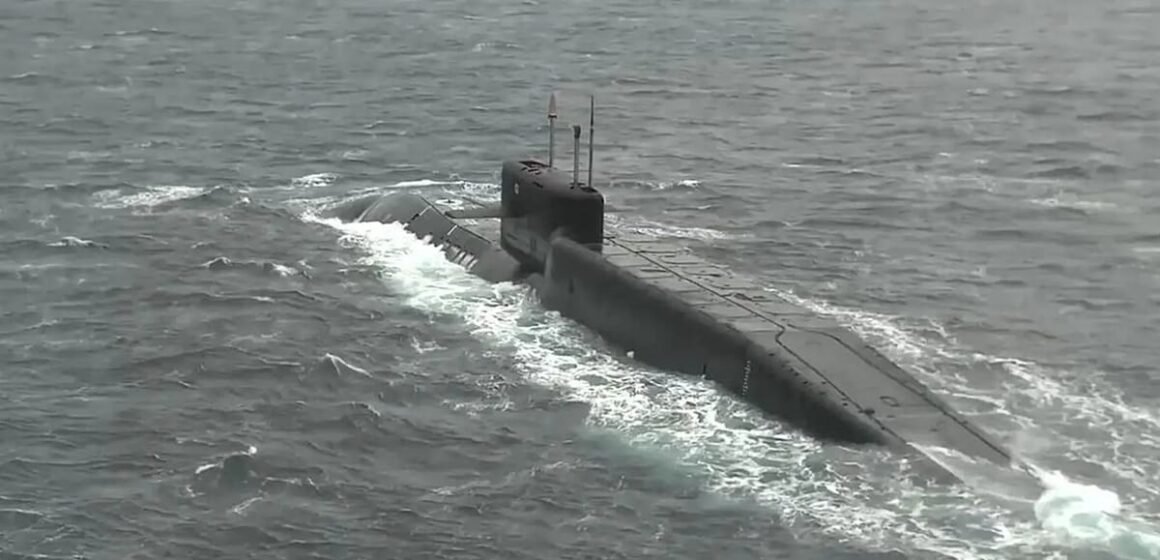 Khabarovsk sınıfı denizaltıların ilk örneği Khabarovsk, 17 Ağustos'ta ilk deniz seyrine çıktı. Rusya'nın Poseidon nükleer sualtı araçlarını taşıyacak Khabarovsk sınıfı denizaltısı ilk deniz seyrinde