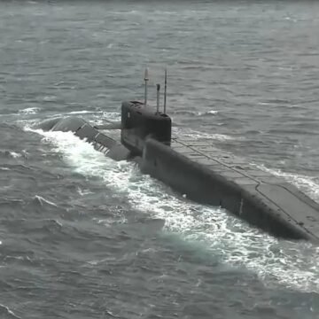 Rusya'nın Poseidon nükleer sualtı araçlarını taşıyacak Khabarovsk sınıfı denizaltısı ilk deniz seyrinde