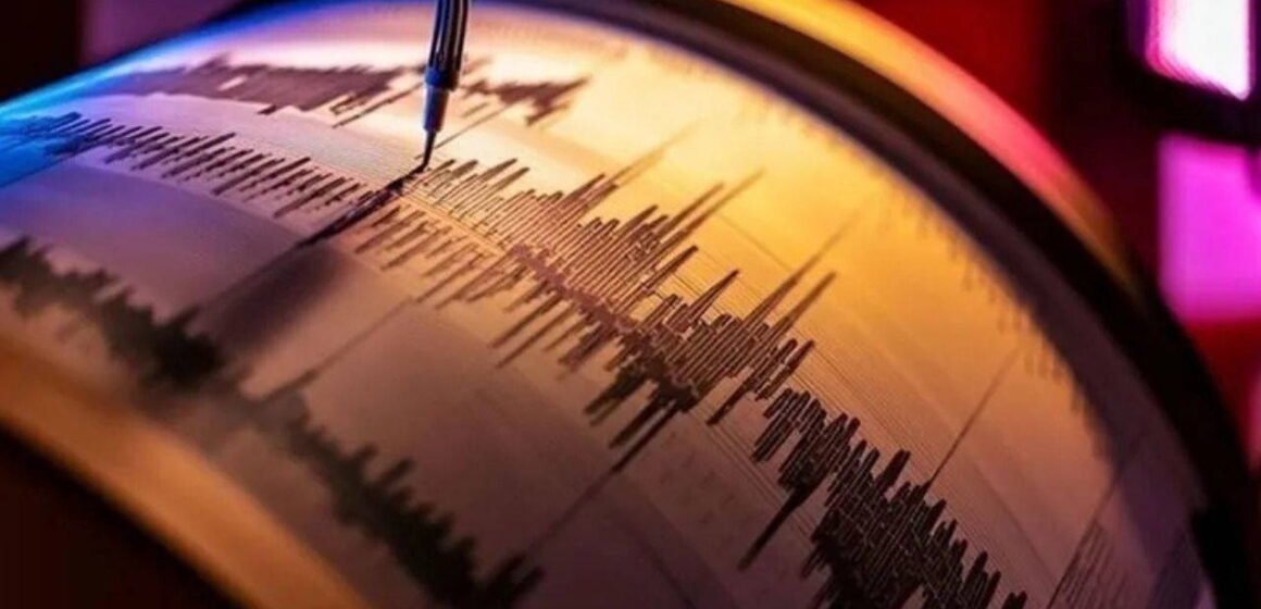 AFAD ve Kandilli Rasathanesi tarafından paylaşılan 10 Eylül 2026 deprem verilerinin yer aldığı sismik kayıt ekranı