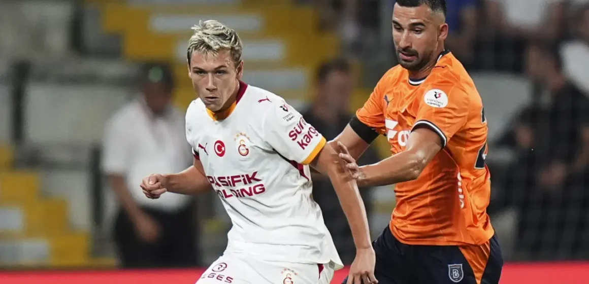 Alexander Djiku, Batrakov için "mükemmel bir oyuncu" dedi Eski Fenerbahçeli Alexander Djiku'nun Aleksey Batrakov hakkındaki açıklamasına ilişkin görsel