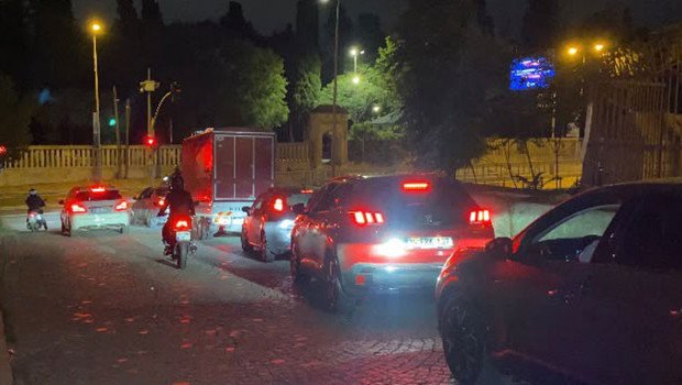 Mevlanakapı Mahallesi sınırları içindeki surlarda yapılan olay yeri incelemesi. Fatih Mevlanakapı Mahallesi'ndeki tarihi surların iç görünümü, bölgede yürütülen inceleme çalışması